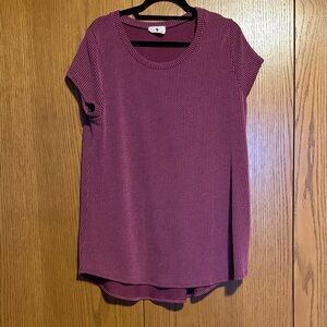 Elegant Short Sleeve Ribbed Top - Plum